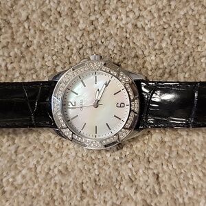 Guess Watch / Pearlescent rhinestone face w/ leather band / Excellent Condition